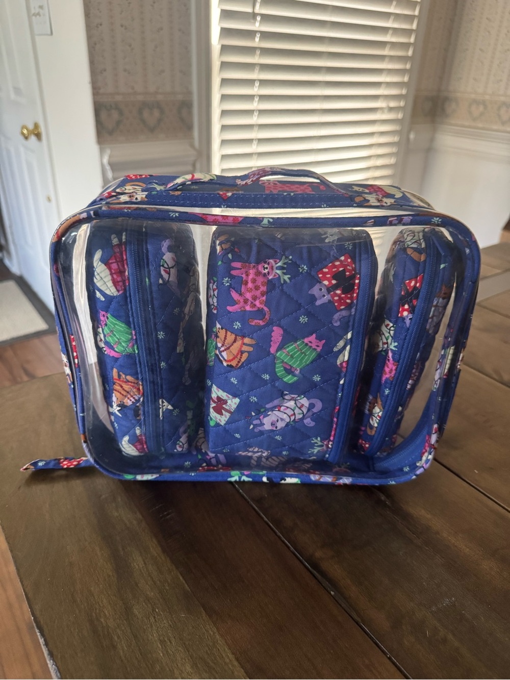 Vera Bradley Catnip Christmas Four Piece Cosmetic Set!